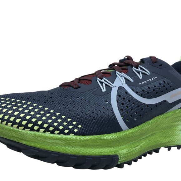 Womens Nike React Pegasus Trail 4 Trail Running Shoes Blue DJ6159 403 (NEW) - Picture 2 of 11